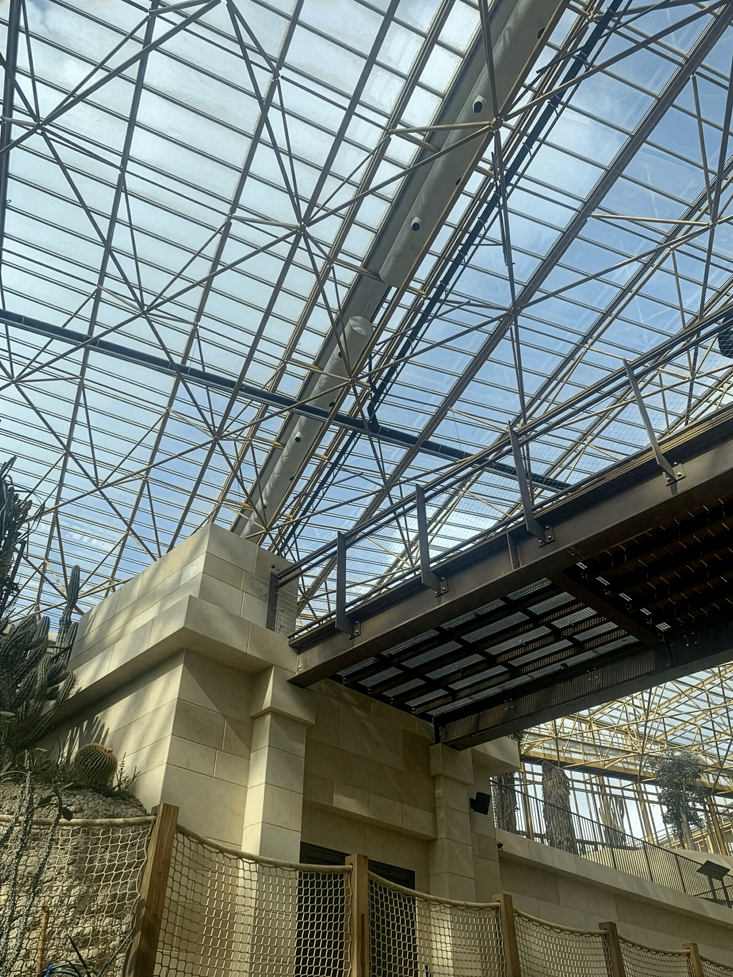 Des gaines textiles garantissent une distribution optimale de l’air dans la nouvelle serre tropicale de Pairi Daiza 1