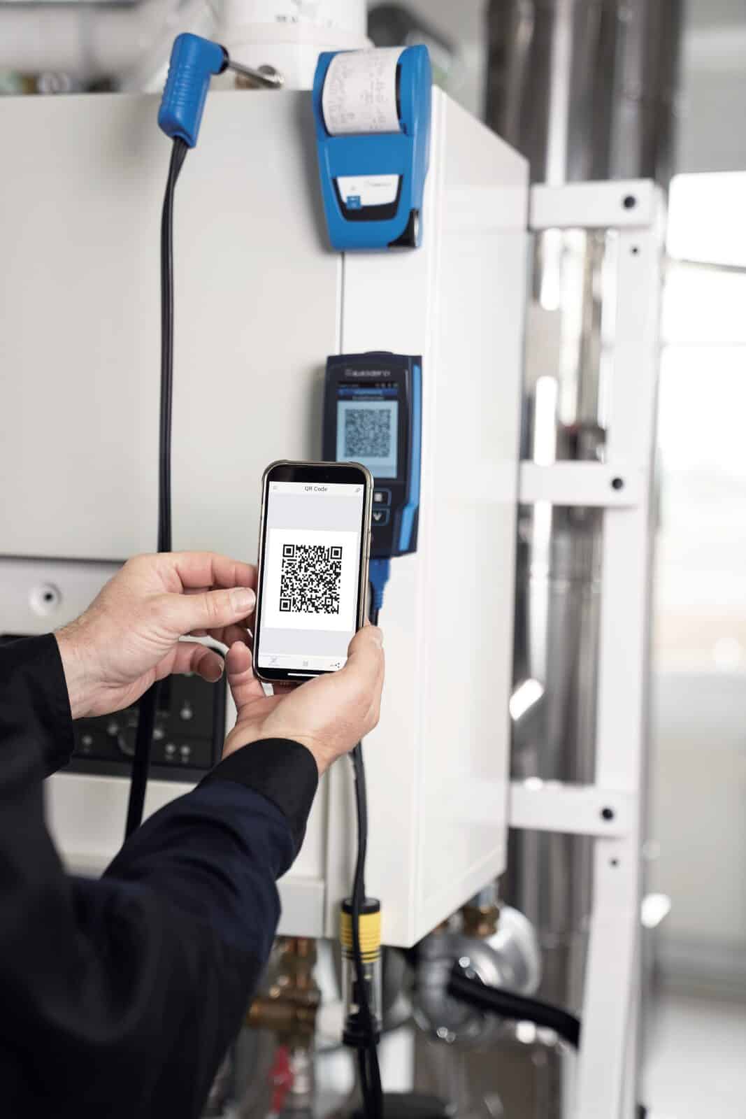 Un instrument compact allie analyse de combustion et mesure de pression différentielle 1
